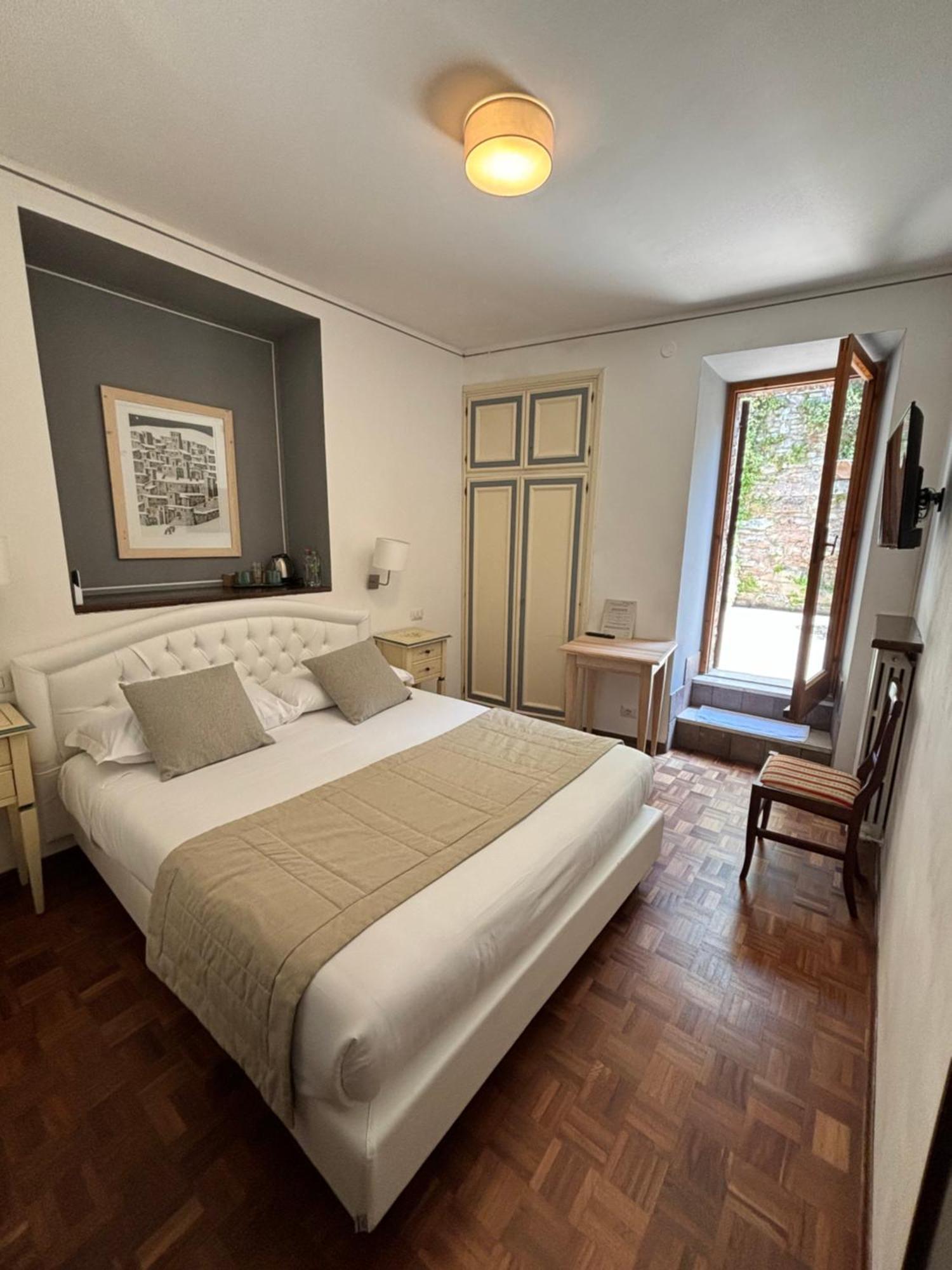 Hotel La Fortezza Assisi Luaran gambar